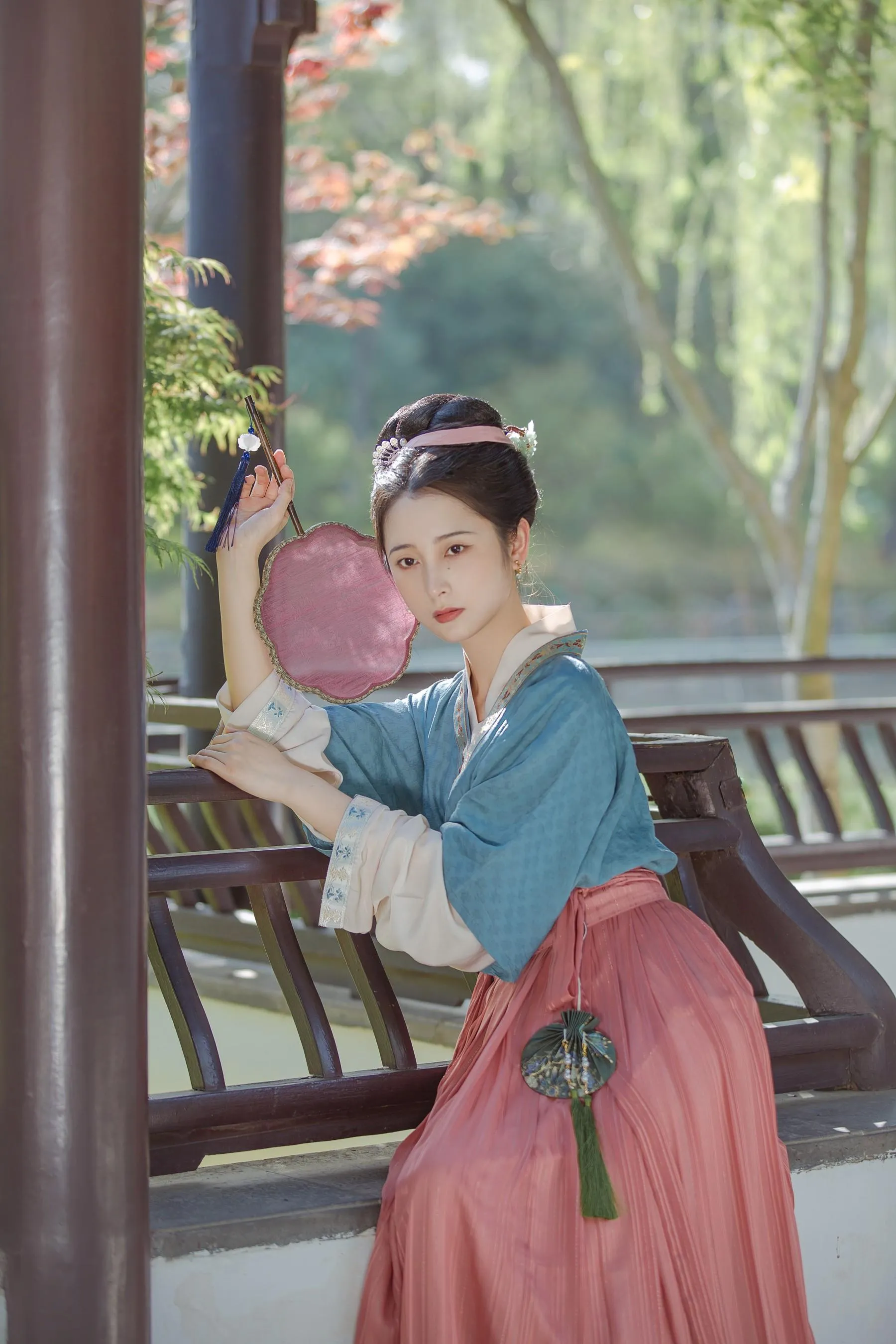 [艺图语] 2022.06.29 拾尽千苍色，携来两袖风 五月的三花猫 [27P]插图